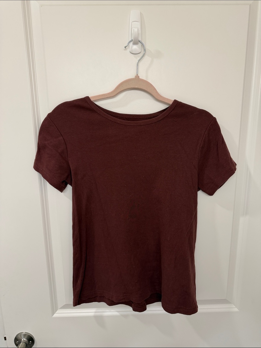 Thread & Supply Short Sleeve Tee in Brown Size Medium Like New